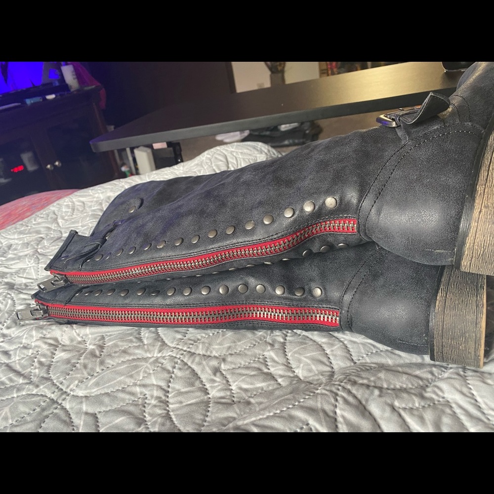 Swede black Cactus studded high boots